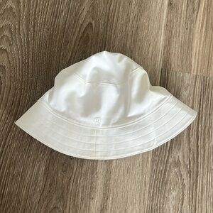 lululemon bucket hat